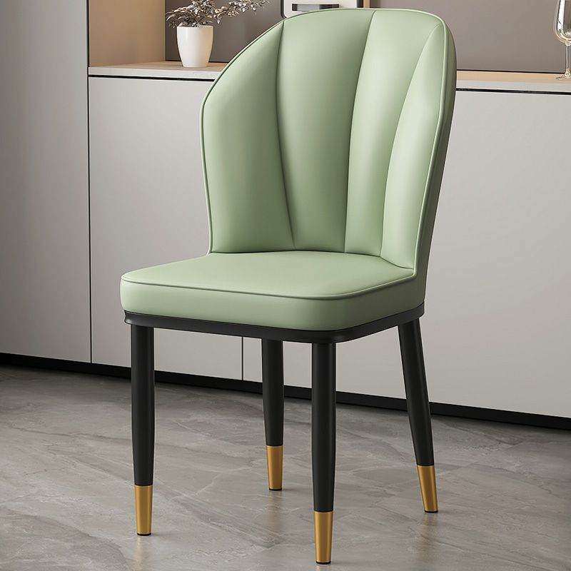 Auron Chair