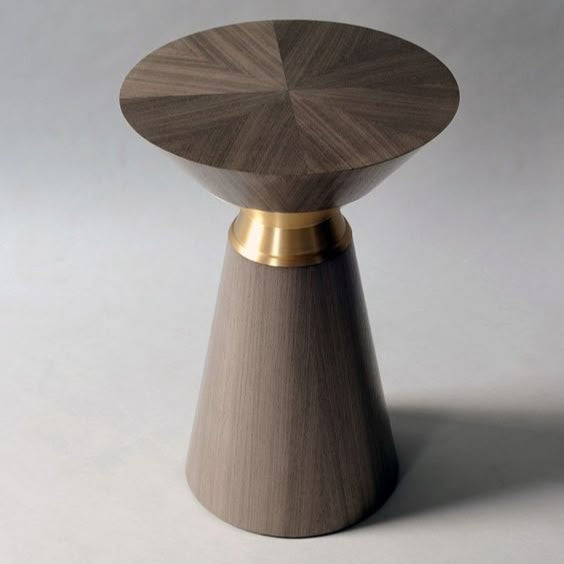 Voren Table